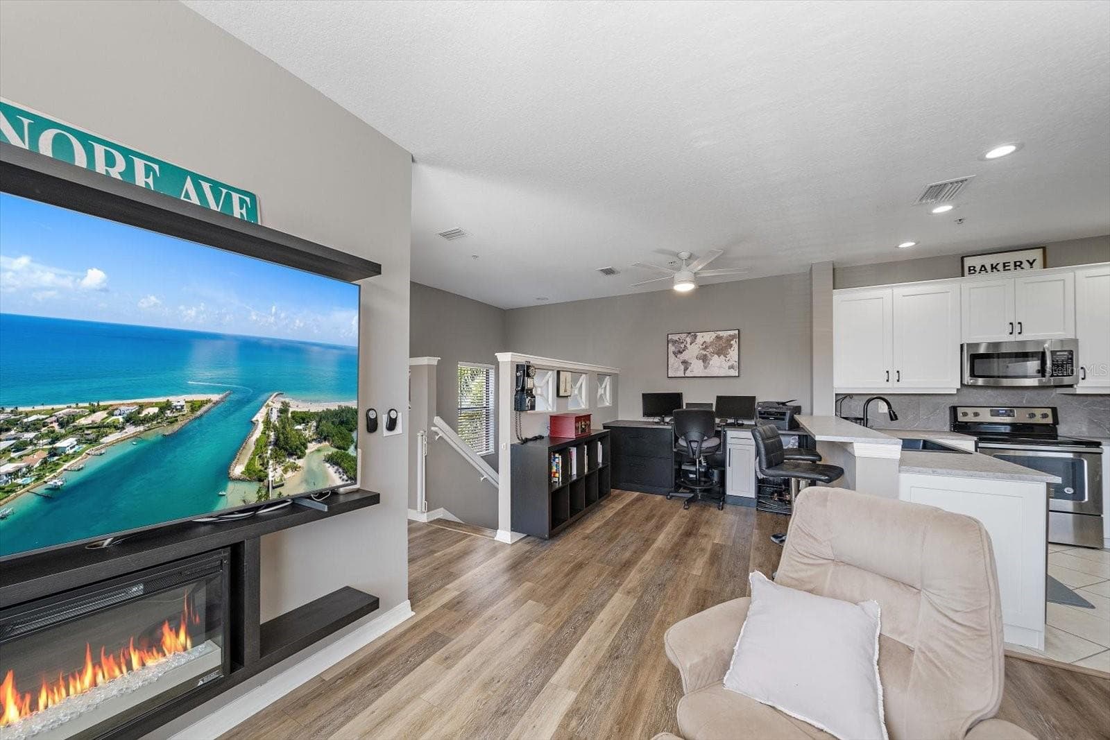 Condominium at 4206 VIA PIEDRA CIR #3-202, SARASOTA, photo 14 of 28