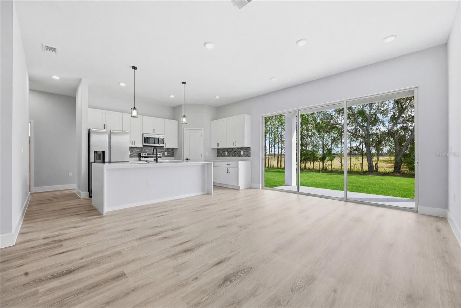 Single Family Residence at 13206 SW 65TH CIR, OCALA, photo 9 of 43