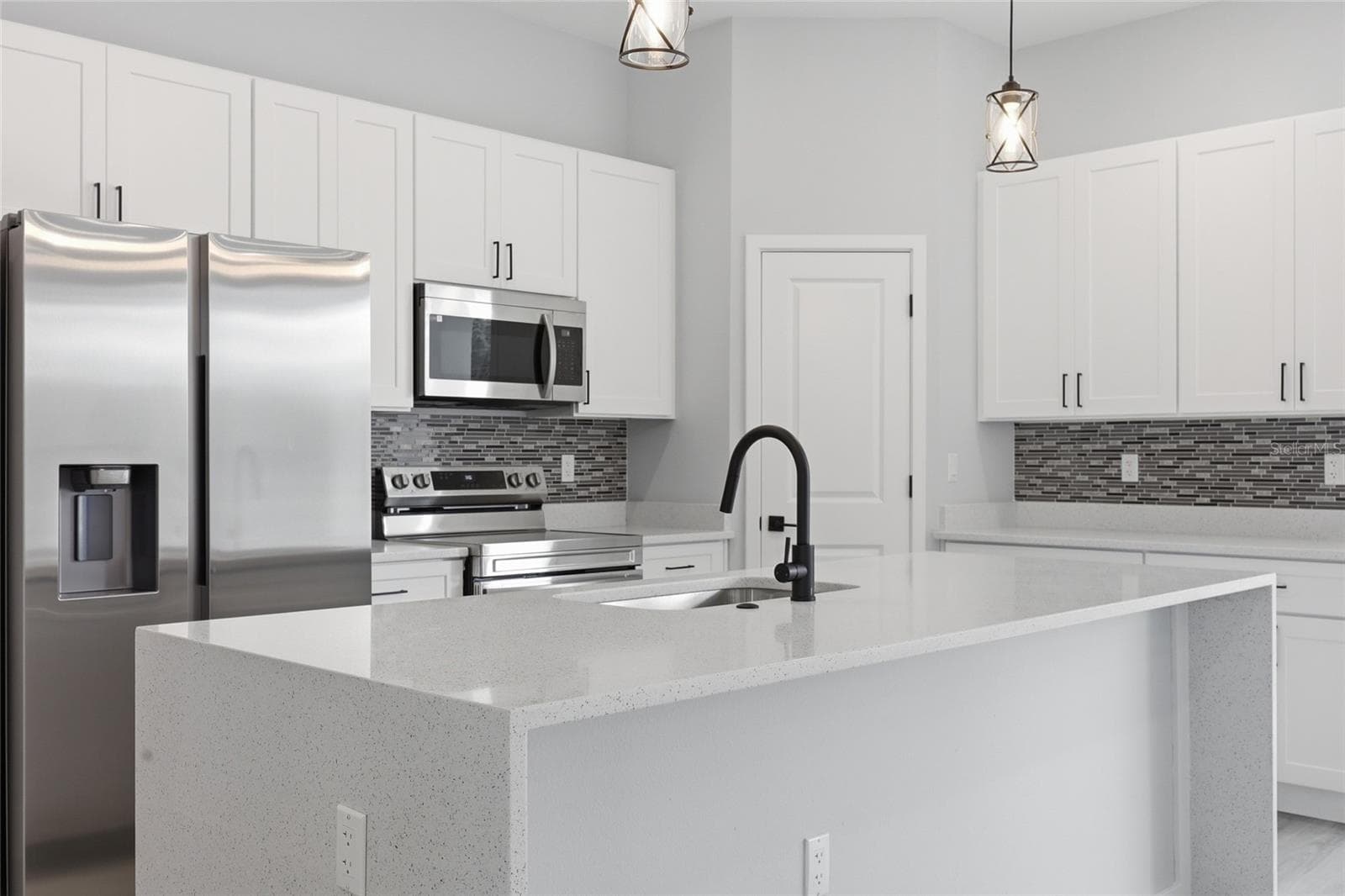 Single Family Residence at 13206 SW 65TH CIR, OCALA, photo 13 of 43