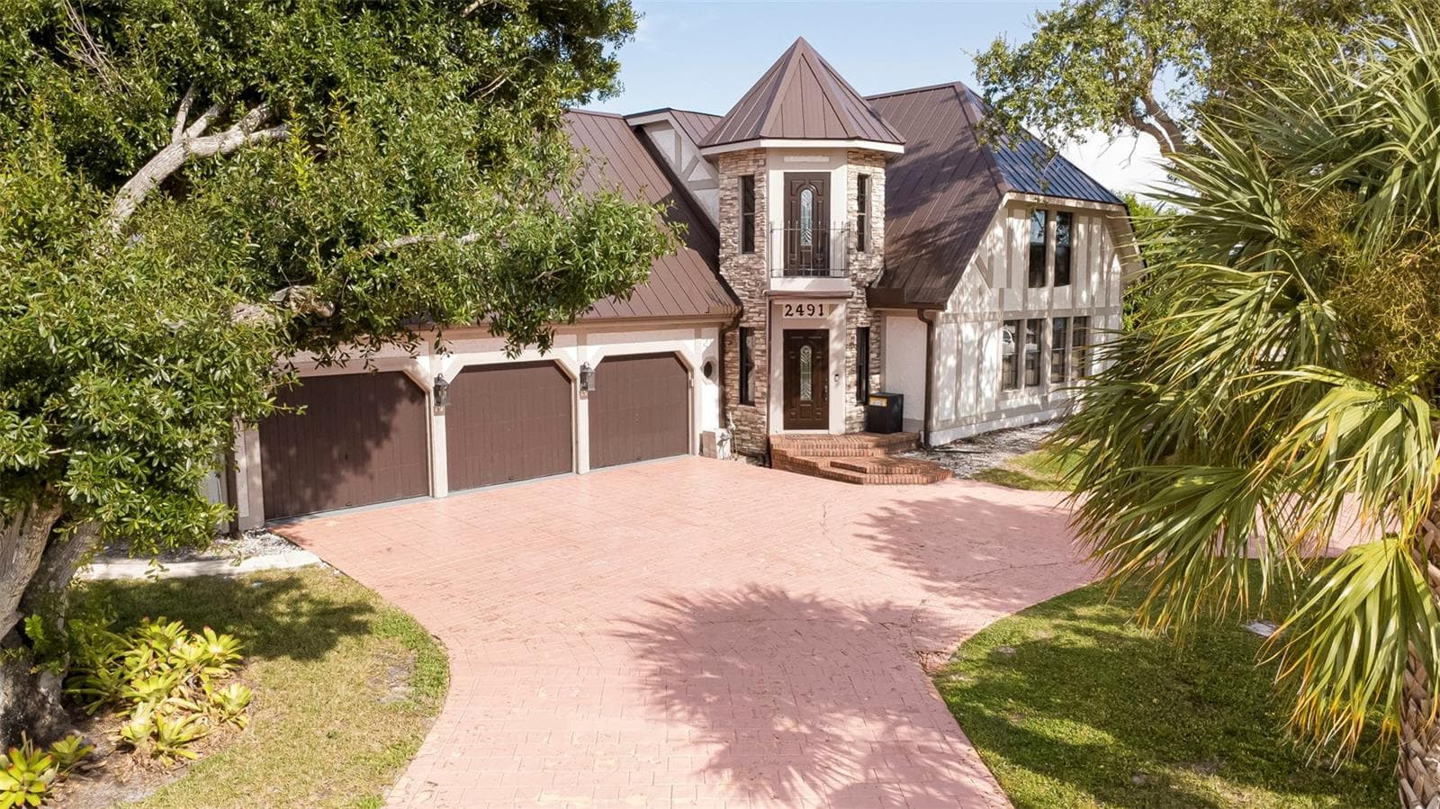 2491 PALM TREE DR