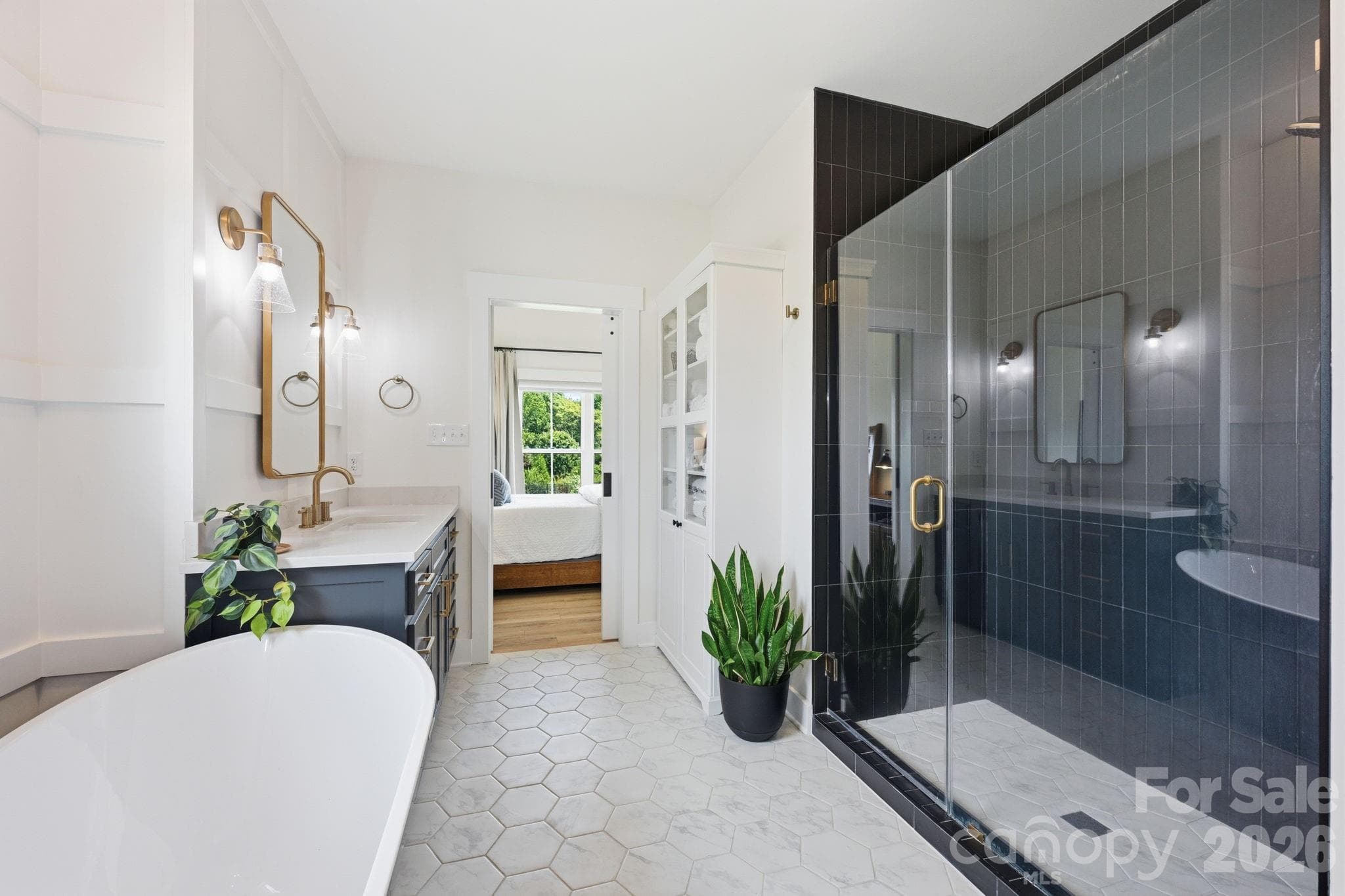 Beautifully Tiled Shower in Primary Bath - 215 Cal Kennedy Road, Cleveland