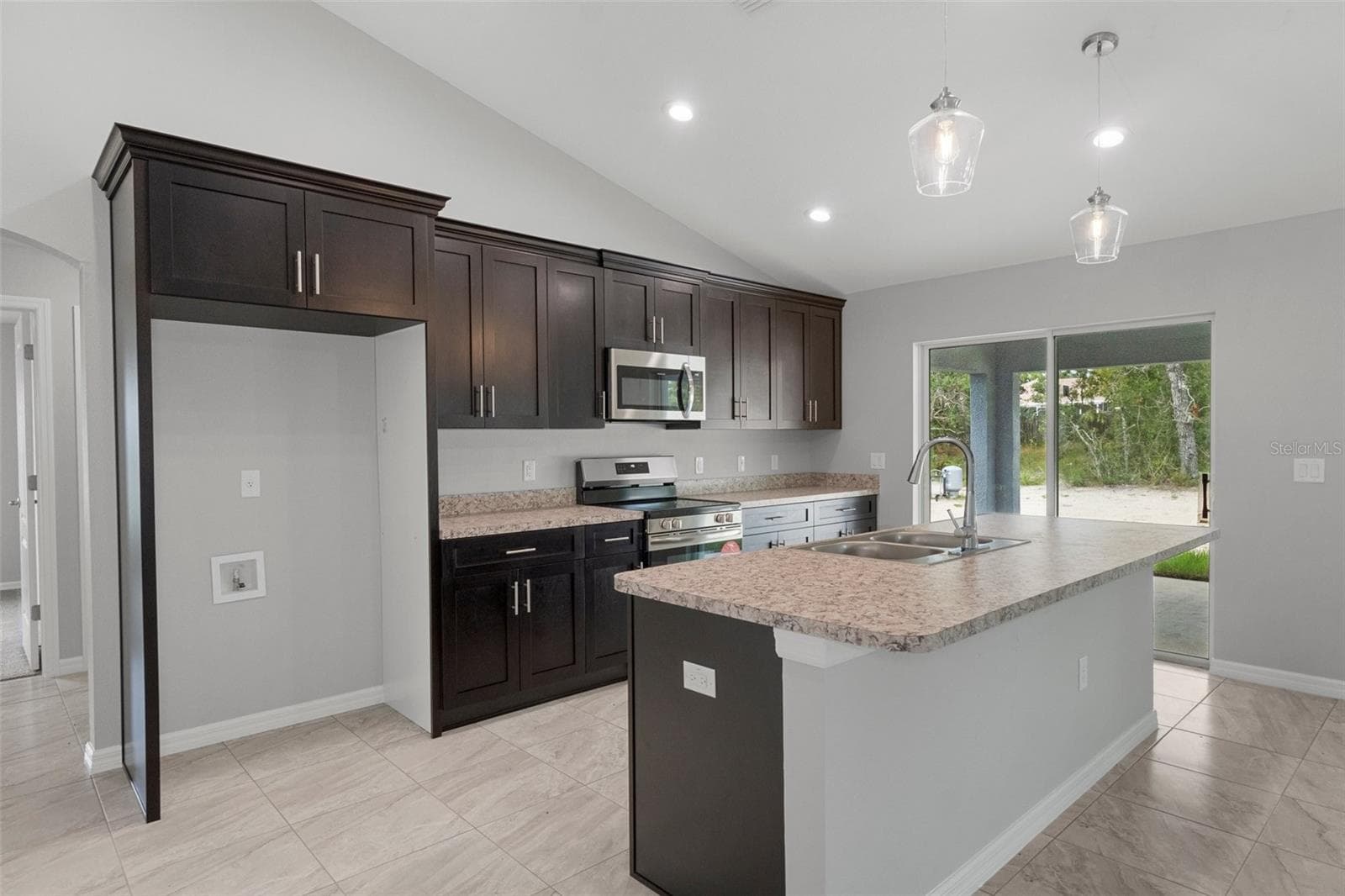 Single Family Residence at 12085 MANASSAS AVE, WEEKI WACHEE, photo 11 of 38