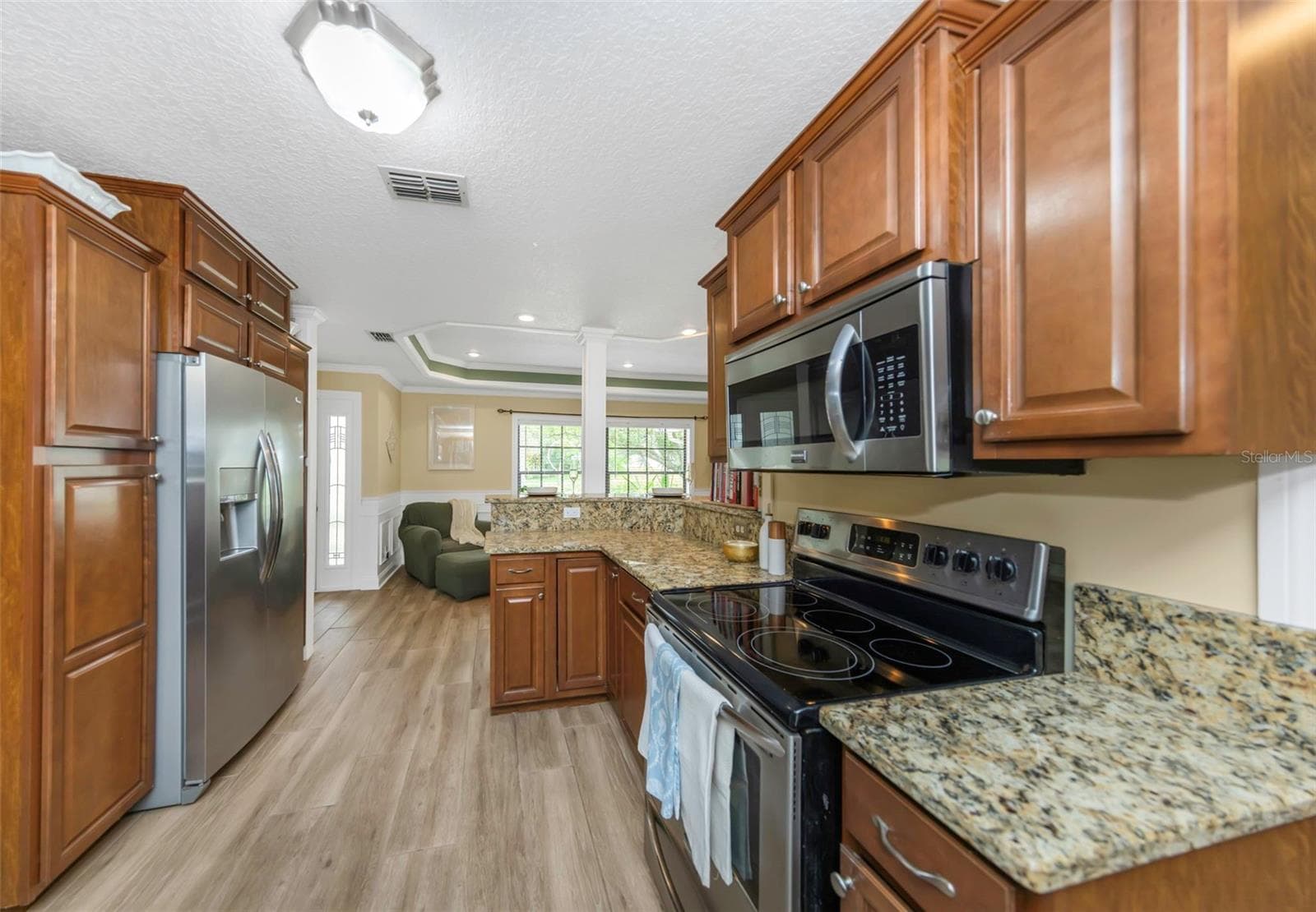 Single Family Residence at 1620 COUNTRY LN, DUNEDIN, photo 15 of 51