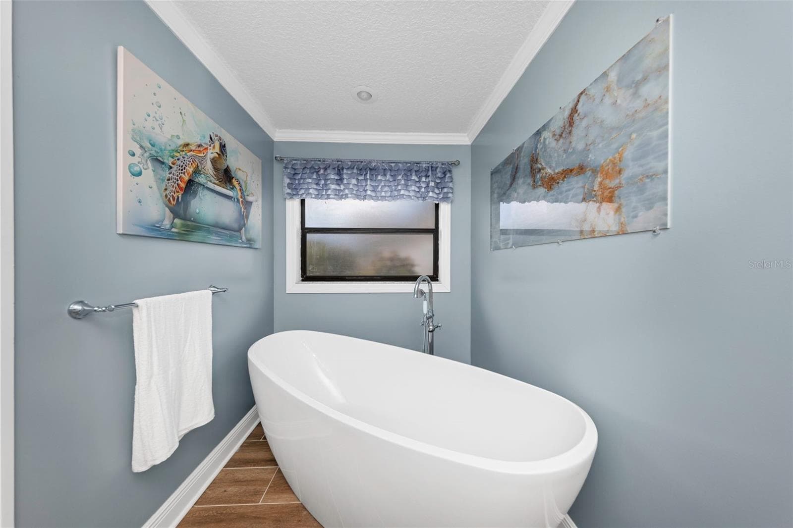 Single Family Residence at 1620 COUNTRY LN, DUNEDIN, photo 24 of 51