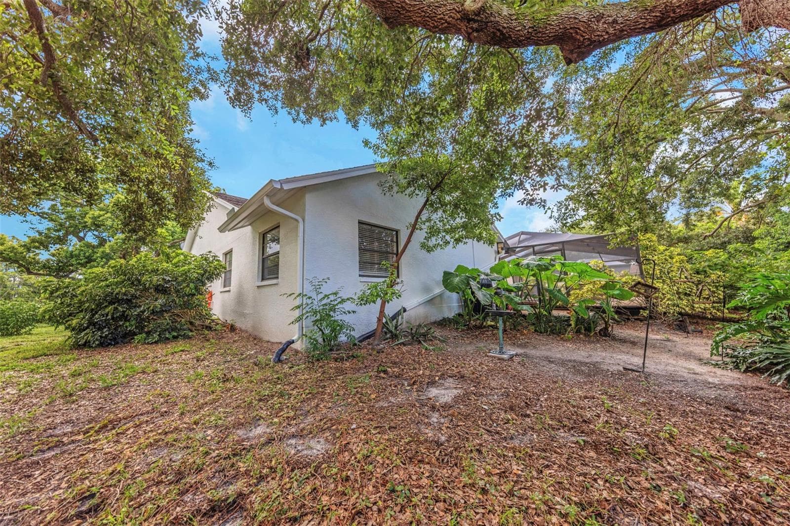 Single Family Residence at 1620 COUNTRY LN, DUNEDIN, photo 50 of 51