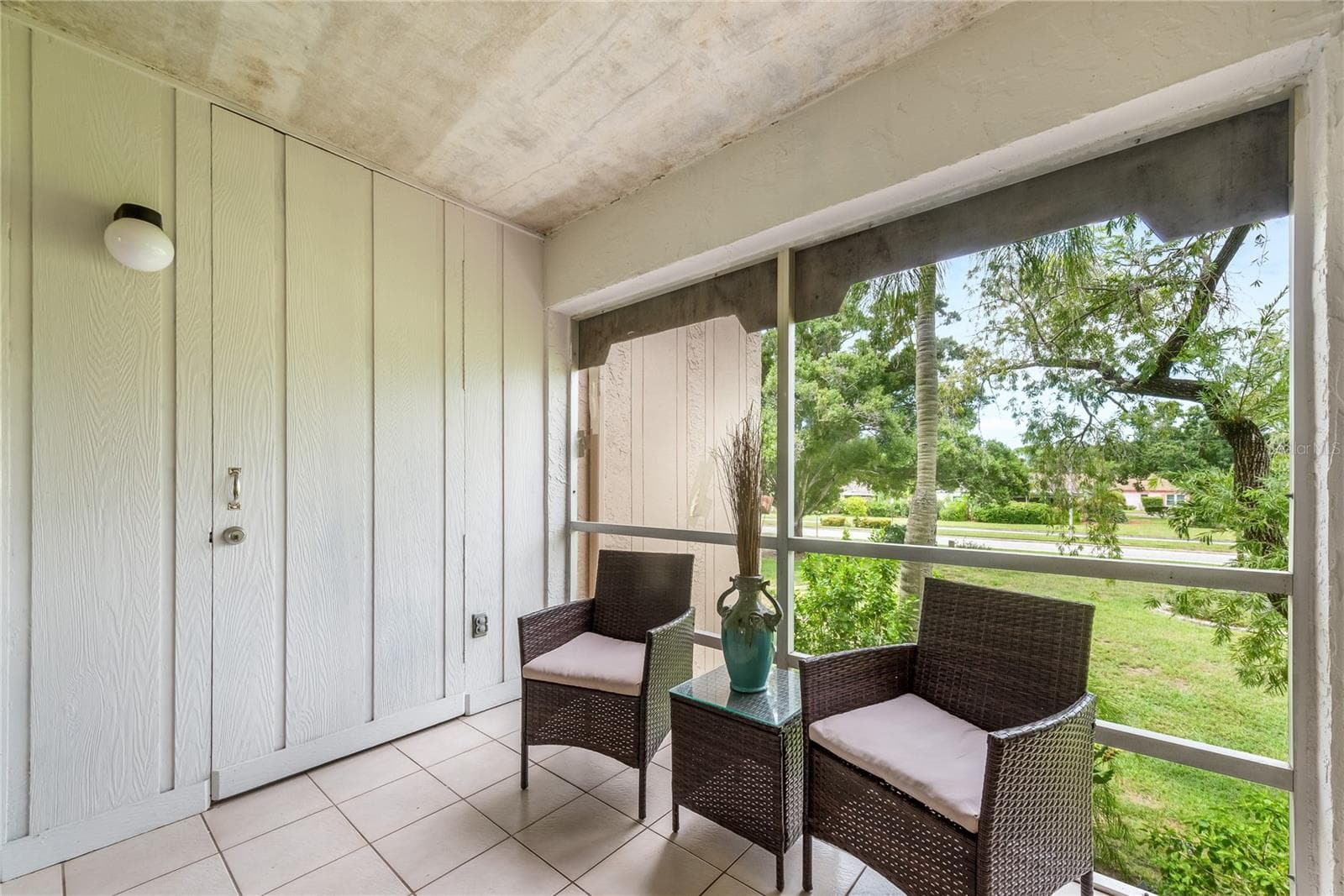 Enjoy your morning coffee with a view! - 209 CORDOVA GRN #209, SEMINOLE