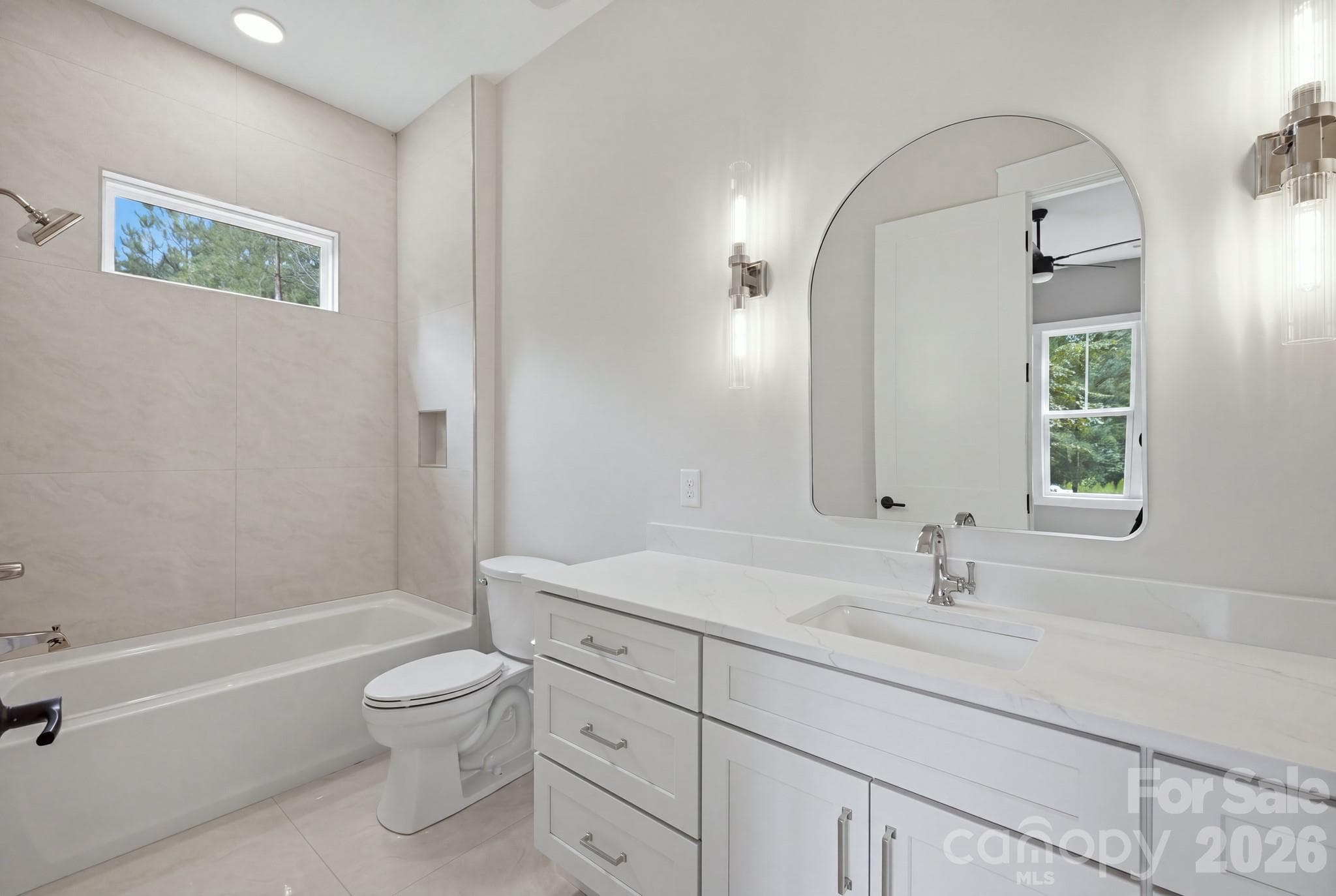 Ensuite One - 5809 Hidden Forest Drive, Denver