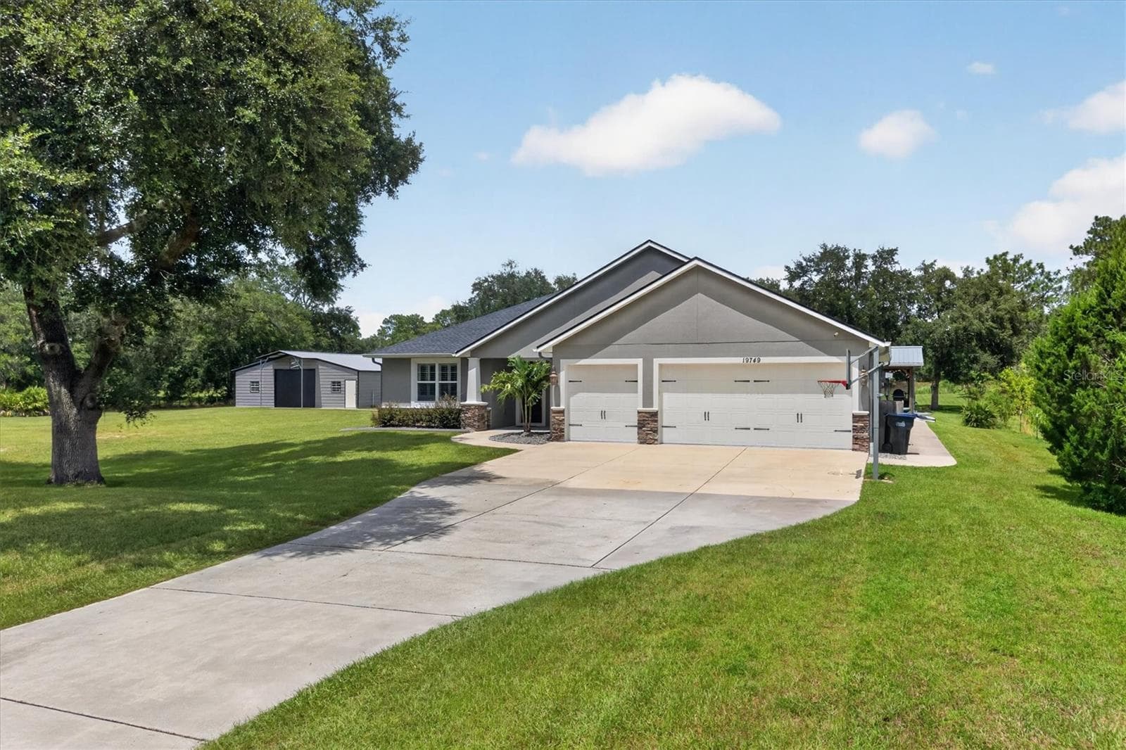 Single Family Residence at 19749 QUINELLA ST, ORLANDO, photo 3 of 74