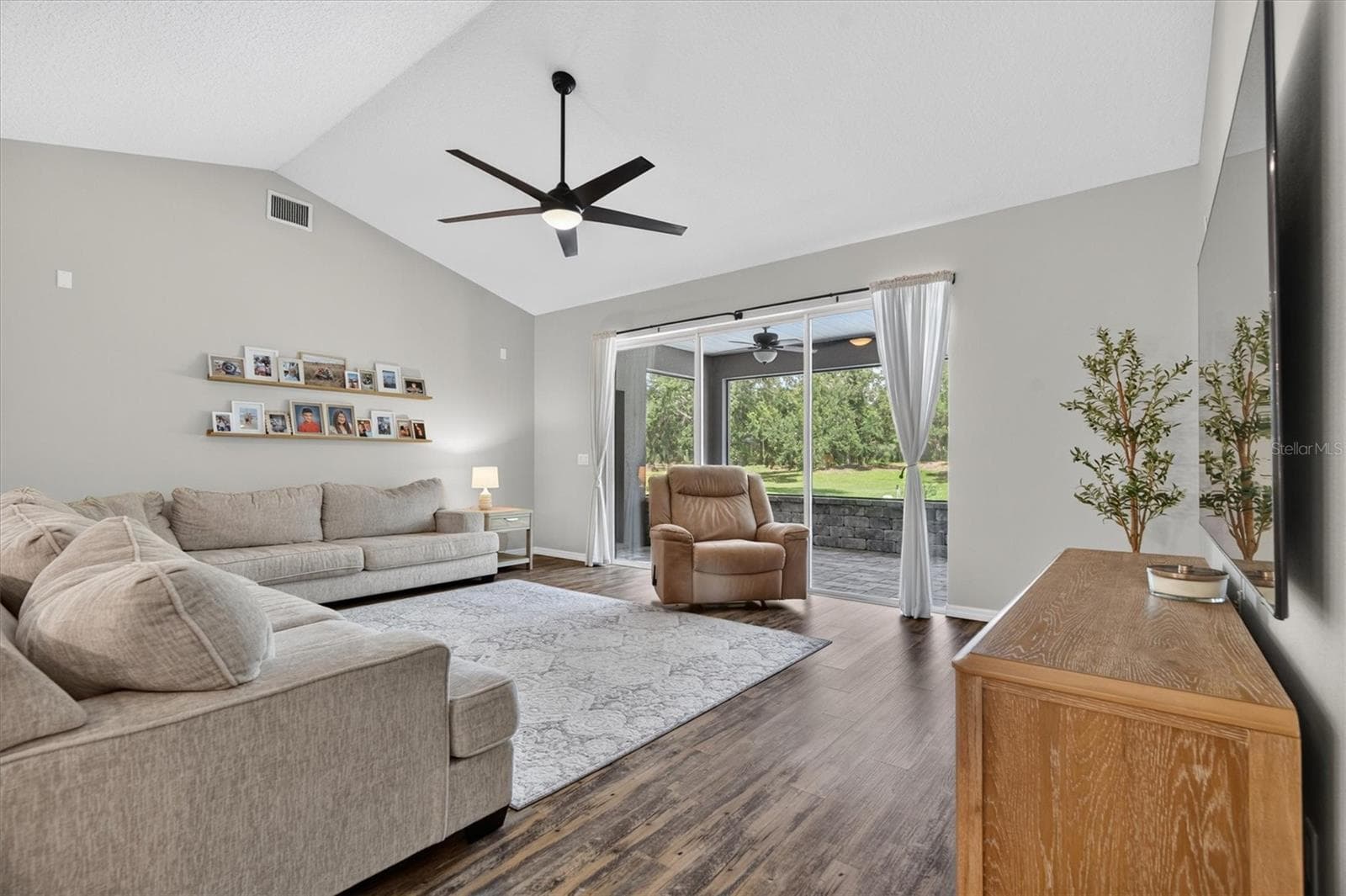 Single Family Residence at 19749 QUINELLA ST, ORLANDO, photo 17 of 74