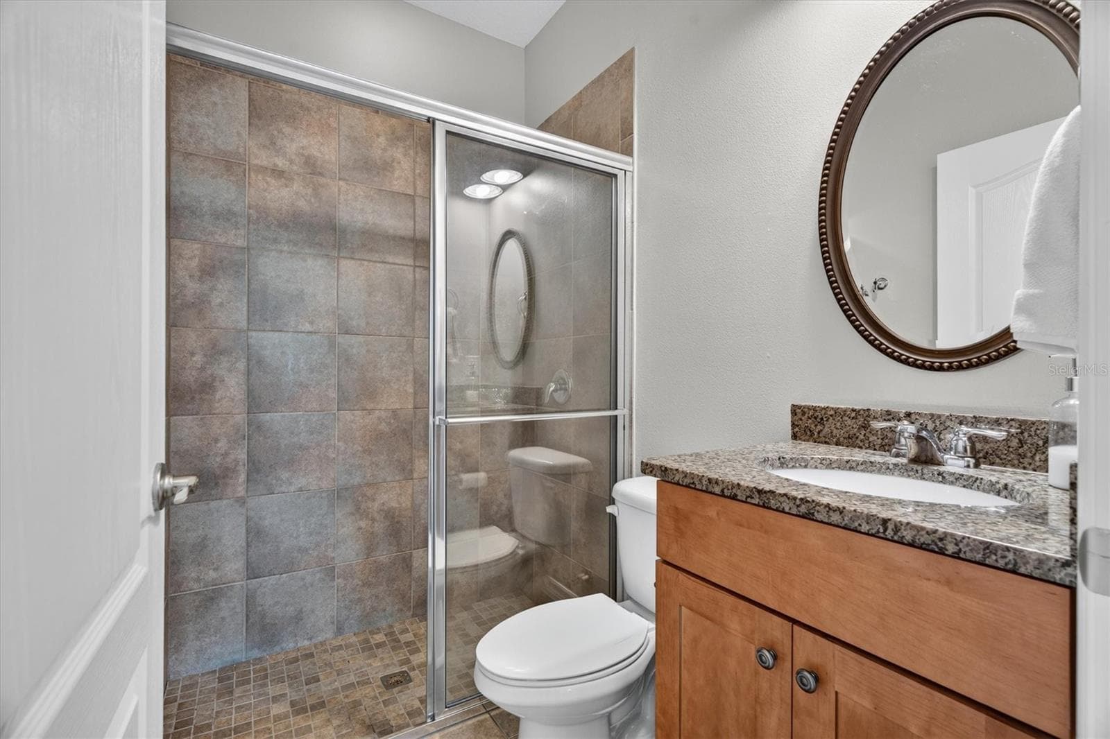GUEST BATH - 19749 QUINELLA ST, ORLANDO