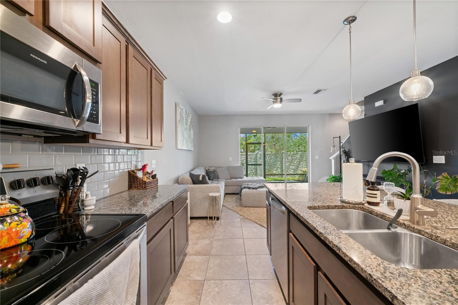 Townhouse at 4504 SILVER LINING ST, SARASOTA, photo 7 of 35