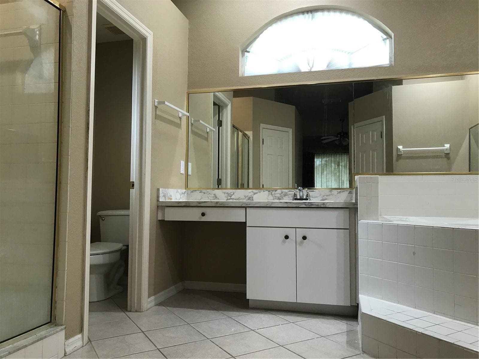 Single Family Residence at 5435 SUMMERLAND HILLS DR, LAKELAND, photo 9 of 26