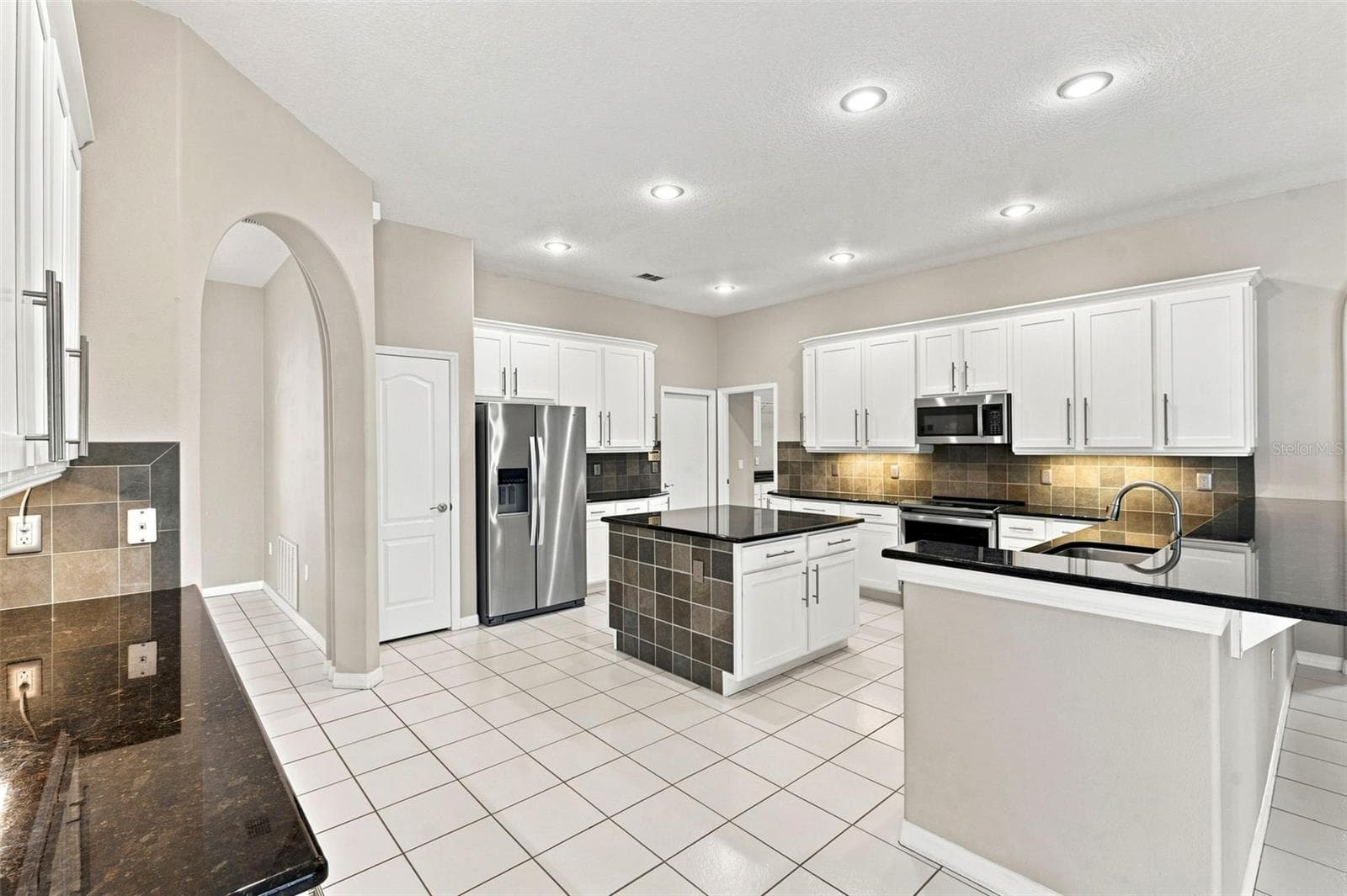 Single Family Residence at 13756 DOWLING LN, ODESSA, photo 27 of 93