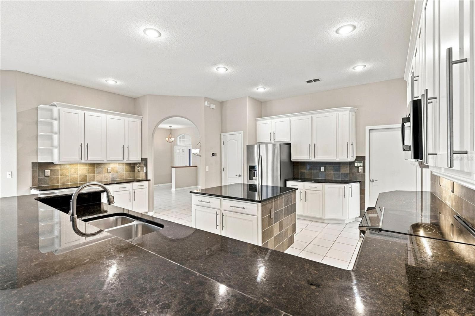 Single Family Residence at 13756 DOWLING LN, ODESSA, photo 32 of 93