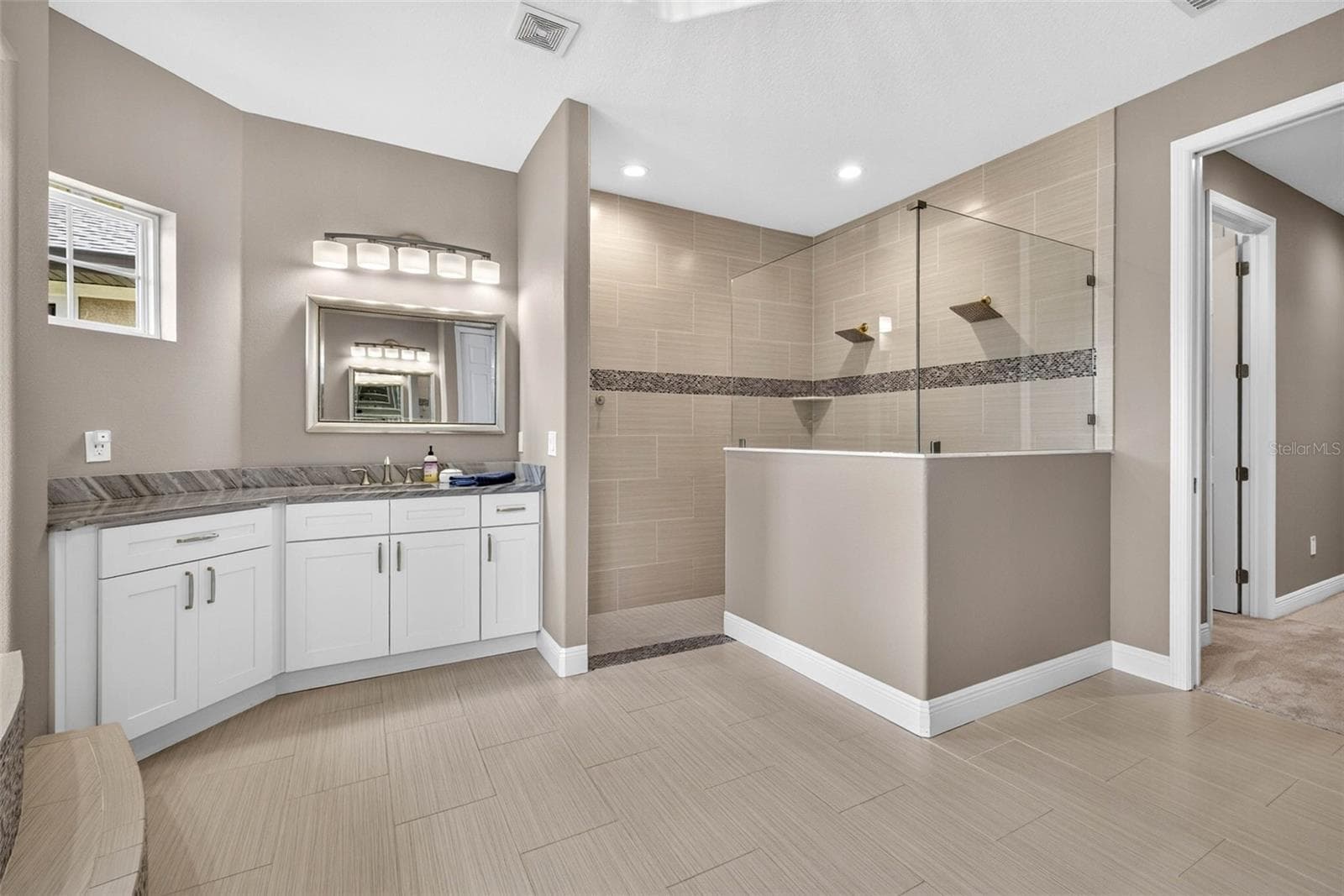 Single Family Residence at 4760 LAGO VISTA CIR, LAND O LAKES, photo 51 of 75