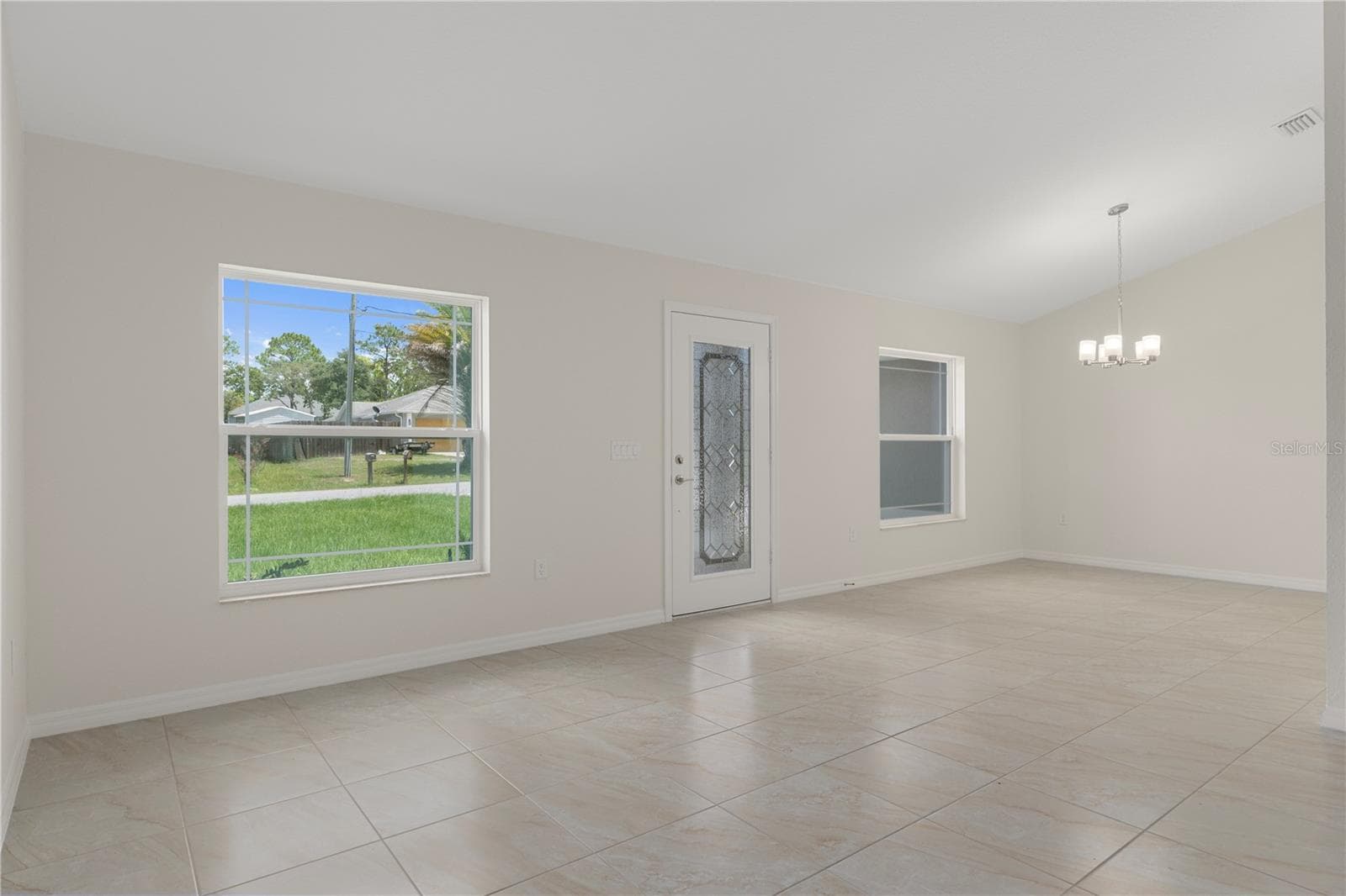 Single Family Residence at 13048 KITTIWAKE RD, WEEKI WACHEE, photo 7 of 37