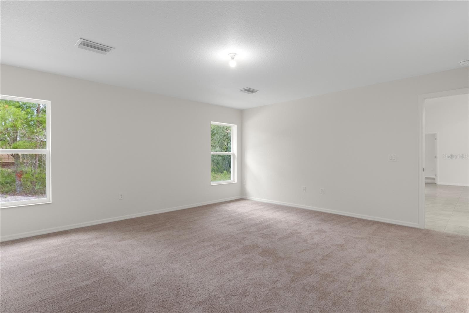Single Family Residence at 13048 KITTIWAKE RD, WEEKI WACHEE, photo 25 of 37