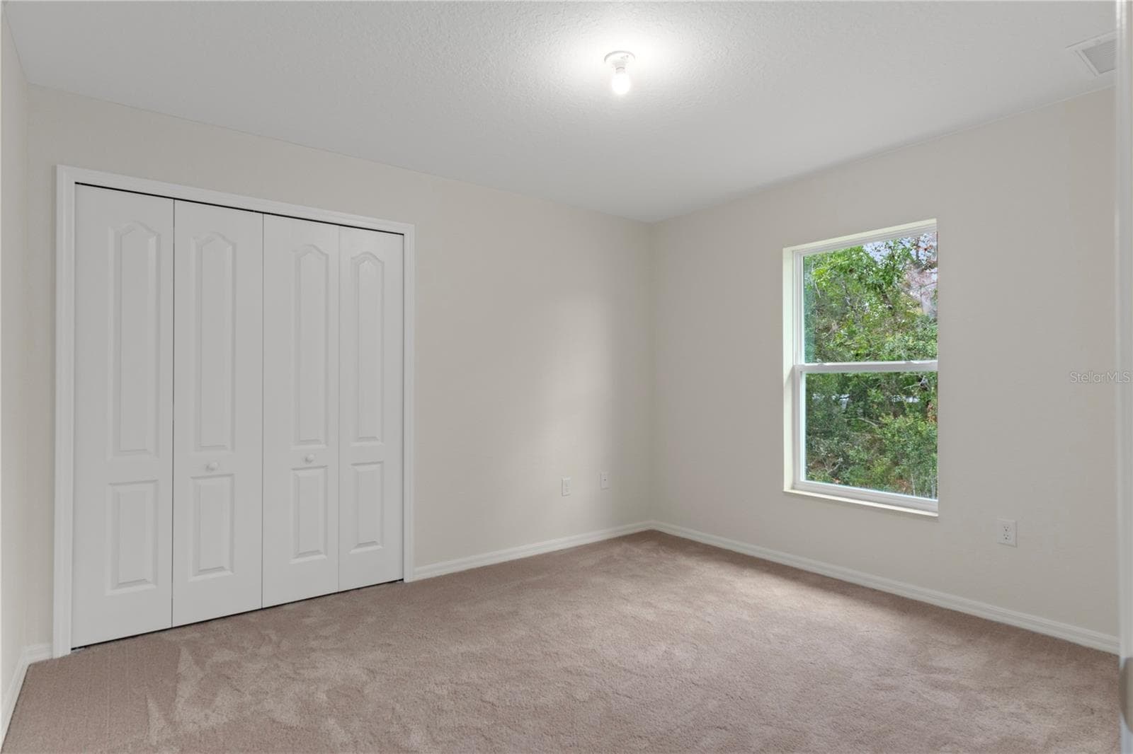 Single Family Residence at 13048 KITTIWAKE RD, WEEKI WACHEE, photo 34 of 37