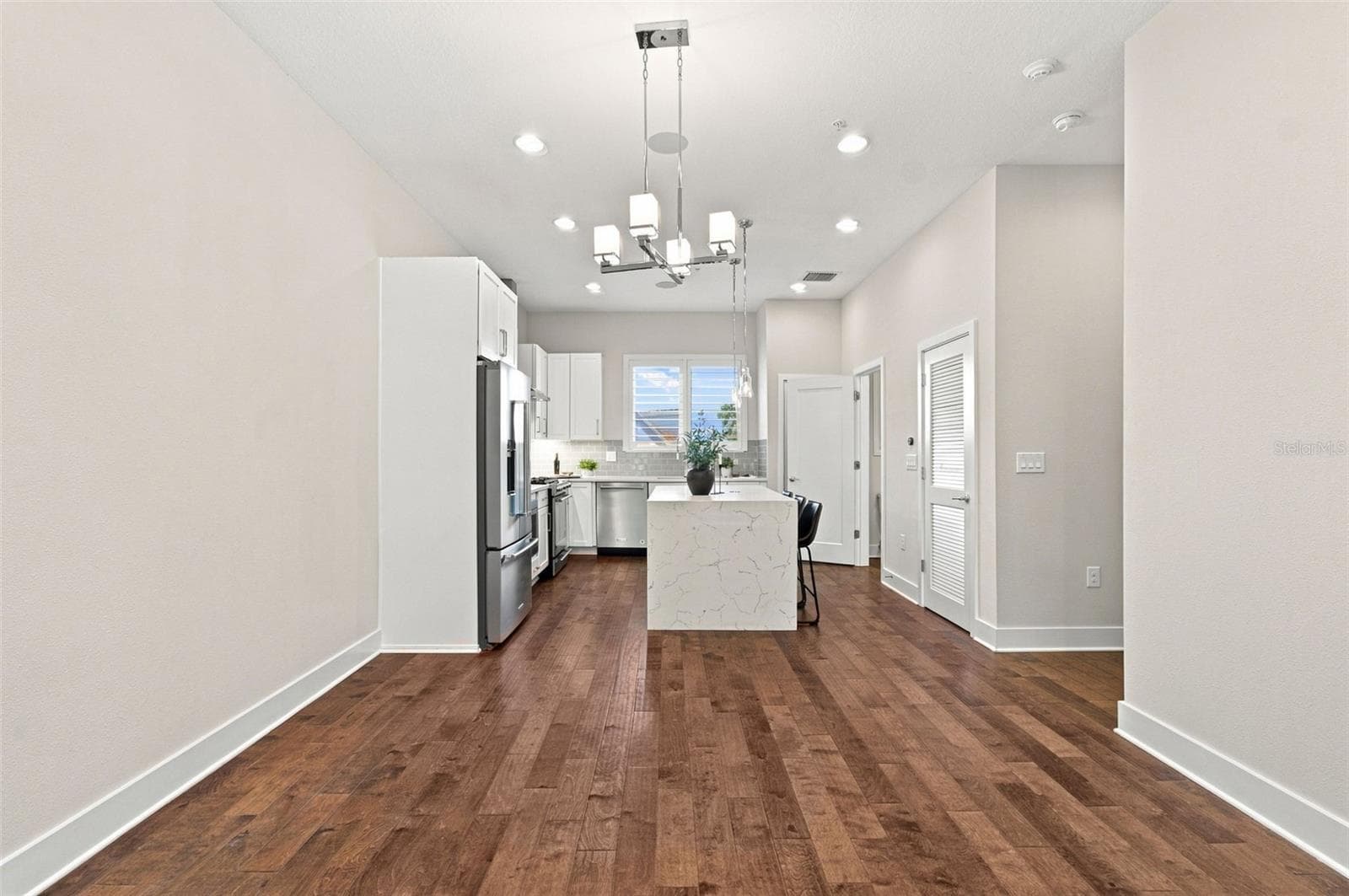 Townhouse at 931 ARLINGTON AVE N, ST PETERSBURG, photo 18 of 65