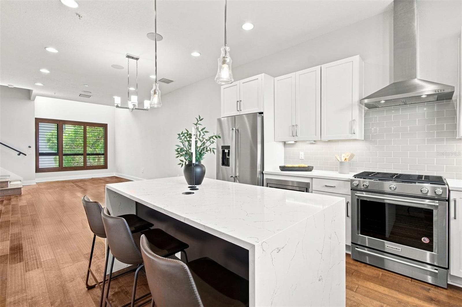Townhouse at 931 ARLINGTON AVE N, ST PETERSBURG, photo 24 of 65