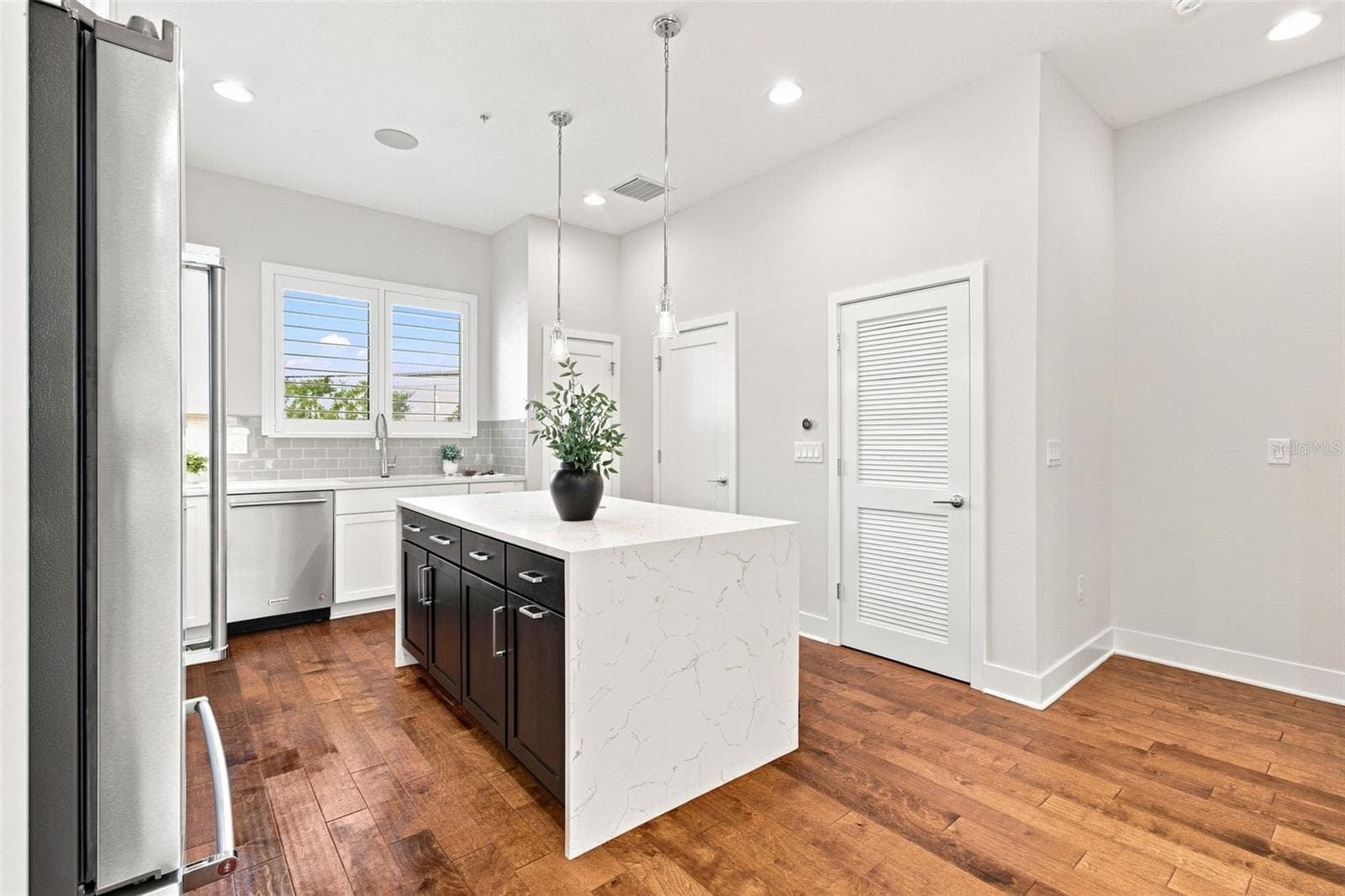Townhouse at 931 ARLINGTON AVE N, ST PETERSBURG, photo 25 of 65