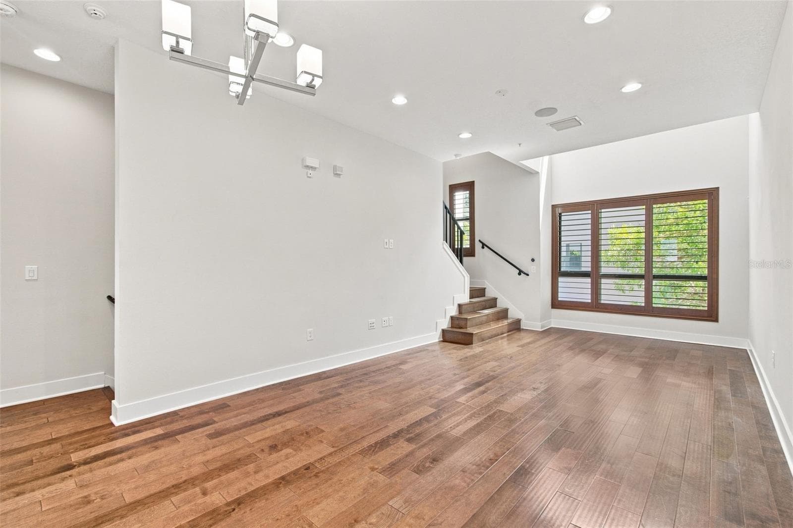Townhouse at 931 ARLINGTON AVE N, ST PETERSBURG, photo 30 of 65