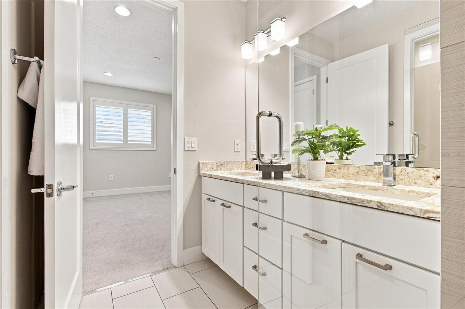 Townhouse at 931 ARLINGTON AVE N, ST PETERSBURG, photo 40 of 65