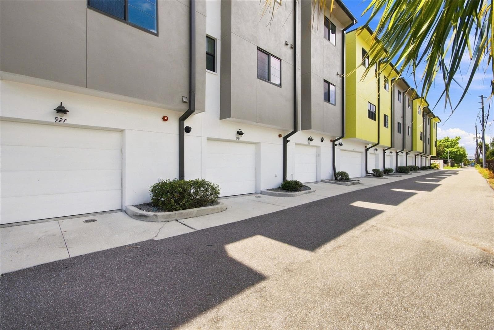 Townhouse at 931 ARLINGTON AVE N, ST PETERSBURG, photo 55 of 65