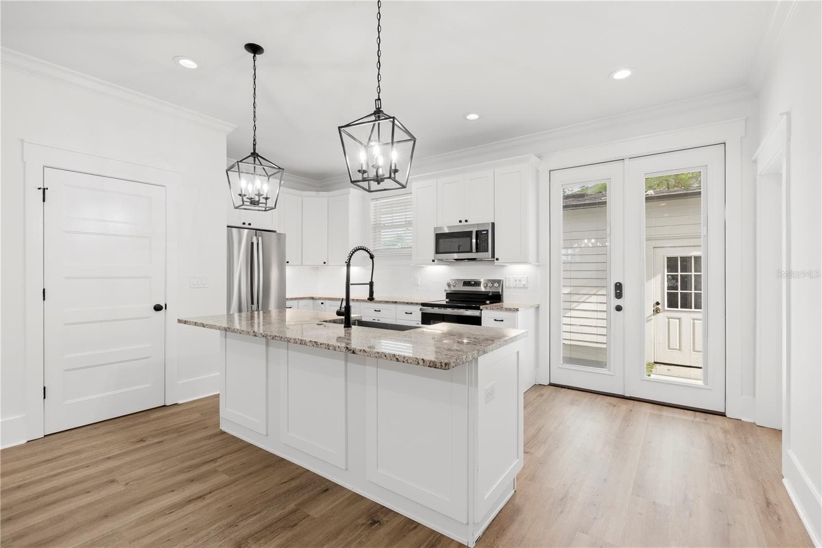 Kitchen - 3923 W GRAY ST, TAMPA