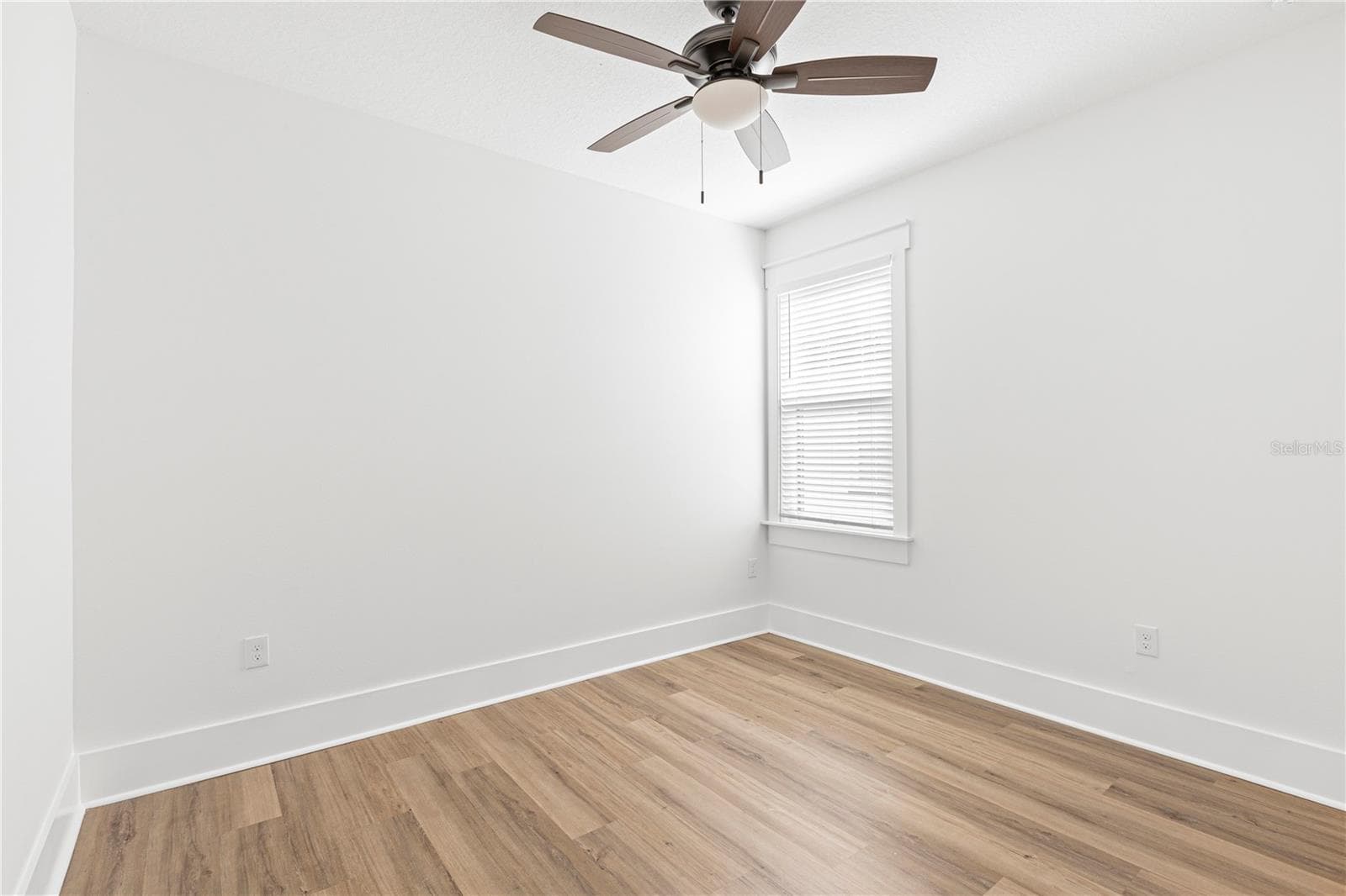 bedroom 4 (upstairs) - 3923 W GRAY ST, TAMPA