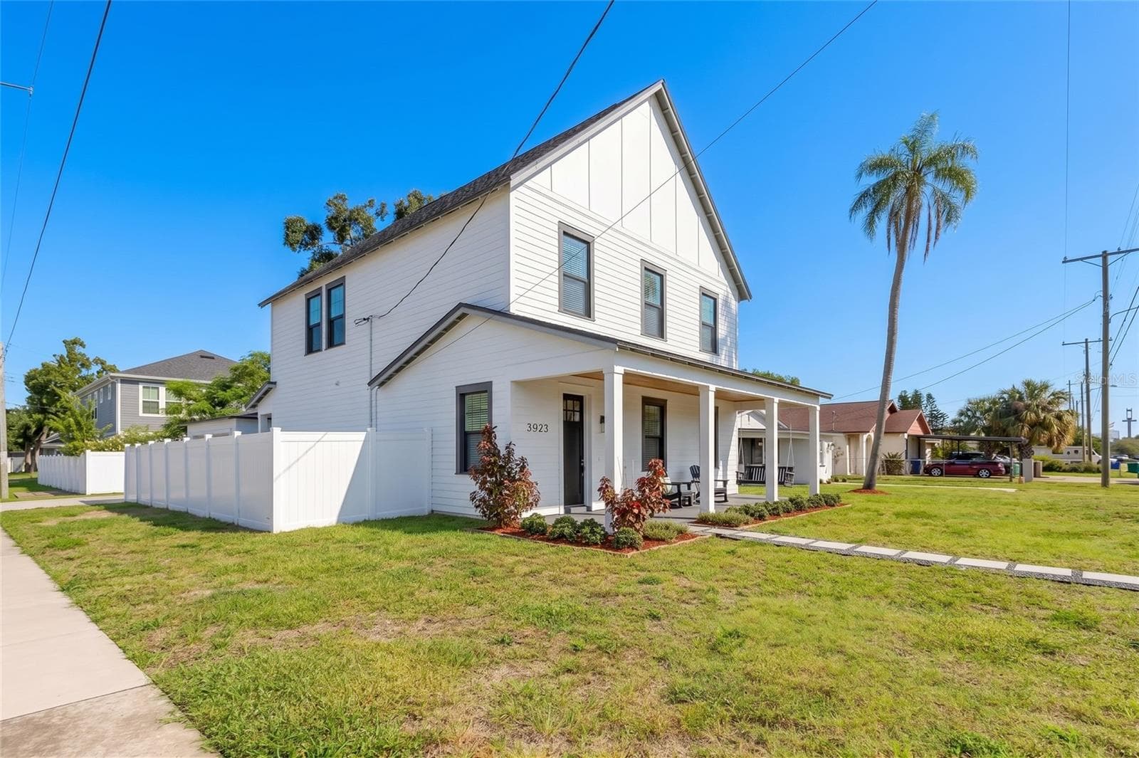 Single Family Residence at 3923 W GRAY ST, TAMPA, photo 59 of 77