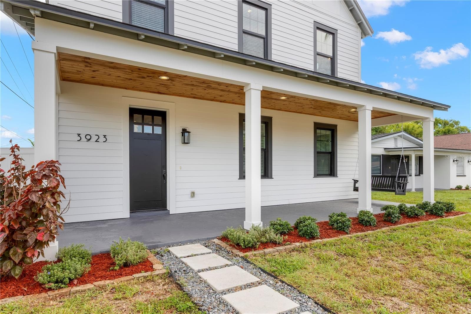 Single Family Residence at 3923 W GRAY ST, TAMPA, photo 60 of 77