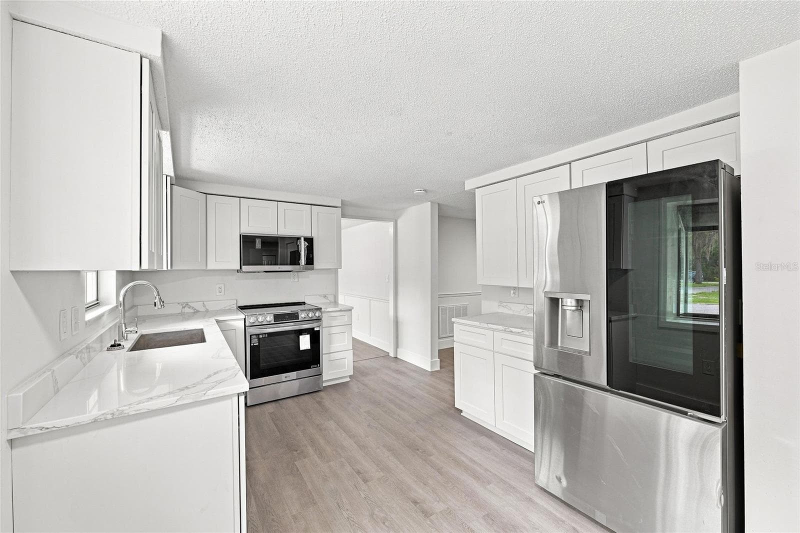 Single Family Residence at 11666 SEMINOLE DR, NEW PORT RICHEY, photo 5 of 52