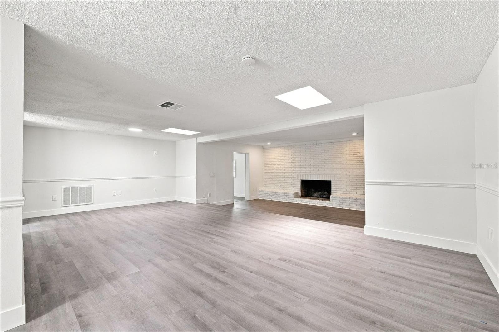 Single Family Residence at 11666 SEMINOLE DR, NEW PORT RICHEY, photo 9 of 52