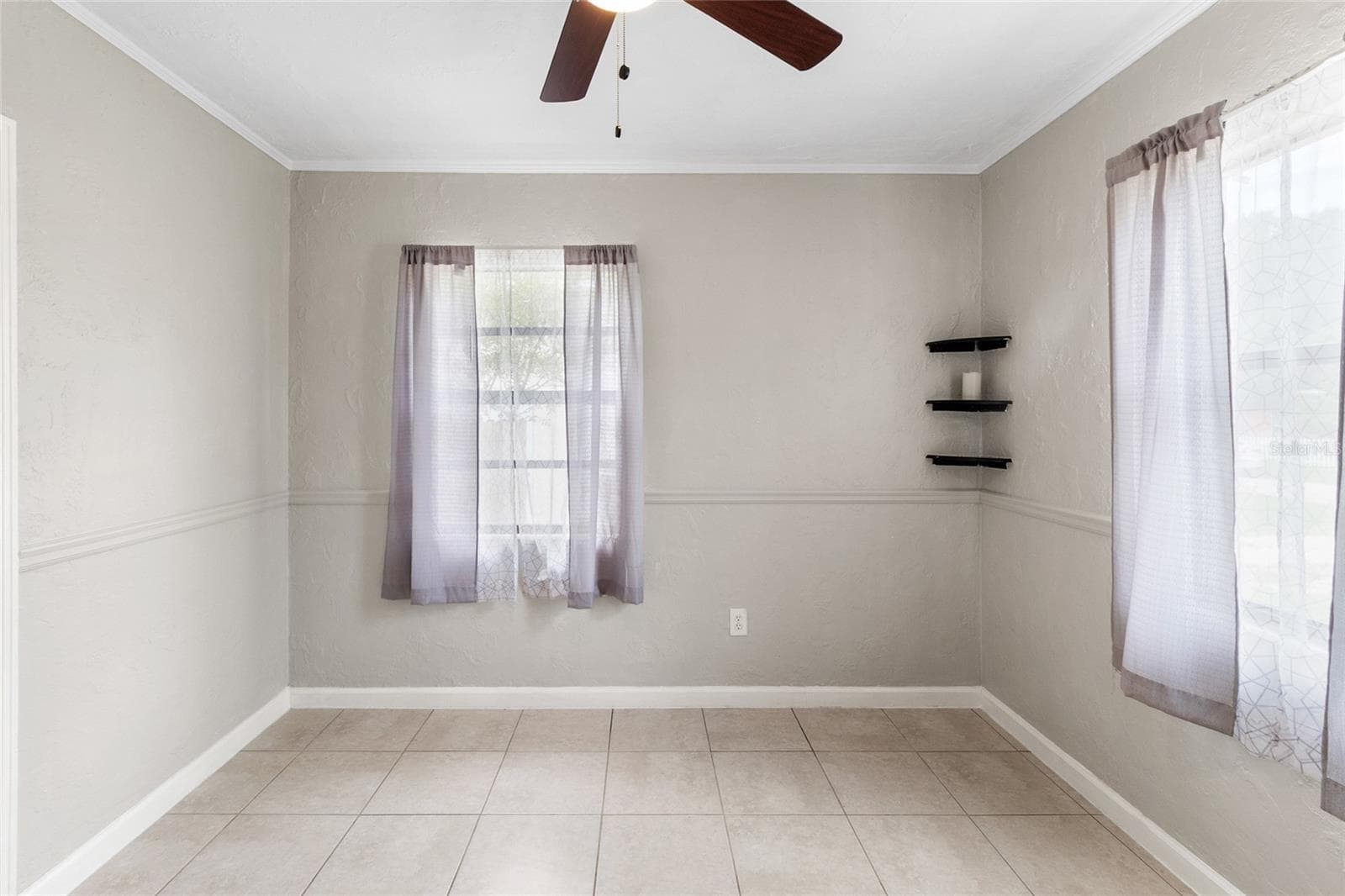 Single Family Residence at 5410 14TH AVE S, GULFPORT, photo 13 of 40