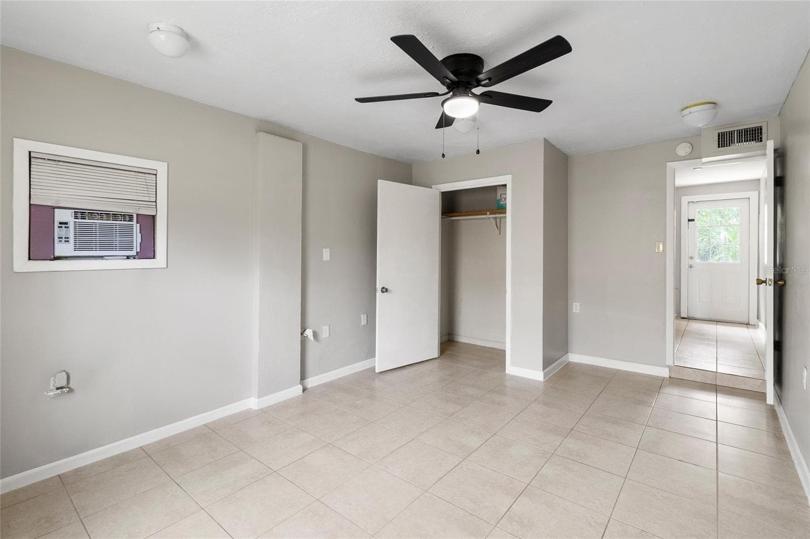Single Family Residence at 5410 14TH AVE S, GULFPORT, photo 19 of 40