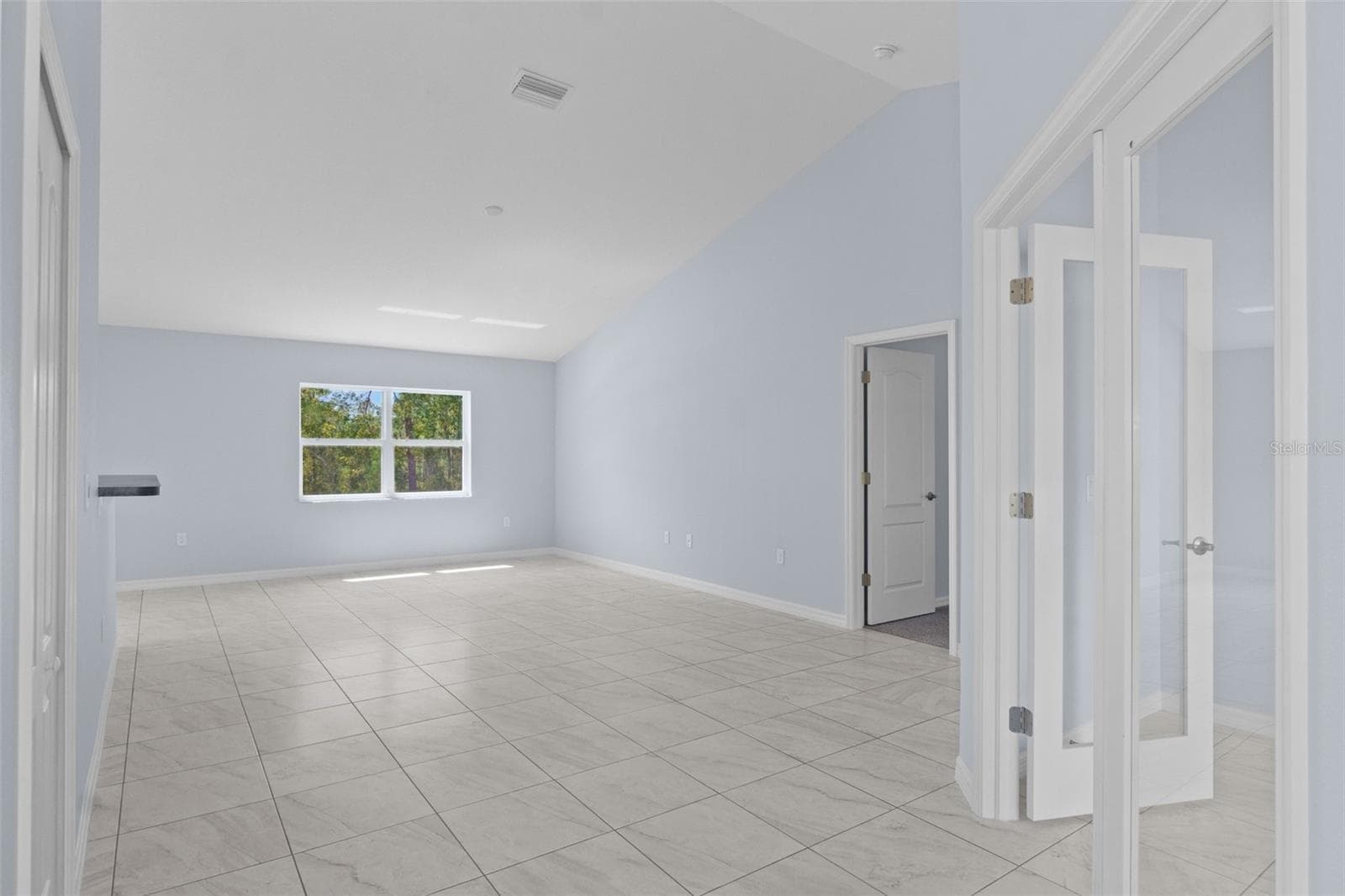 Single Family Residence at 13058 KITTIWAKE RD, WEEKI WACHEE, photo 8 of 40