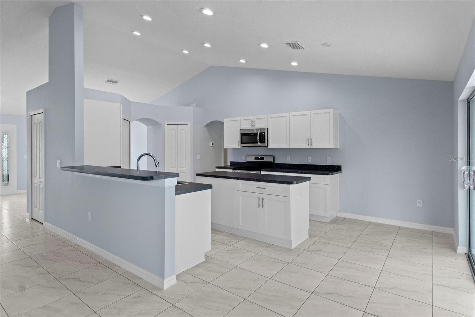 Single Family Residence at 13058 KITTIWAKE RD, WEEKI WACHEE, photo 13 of 40