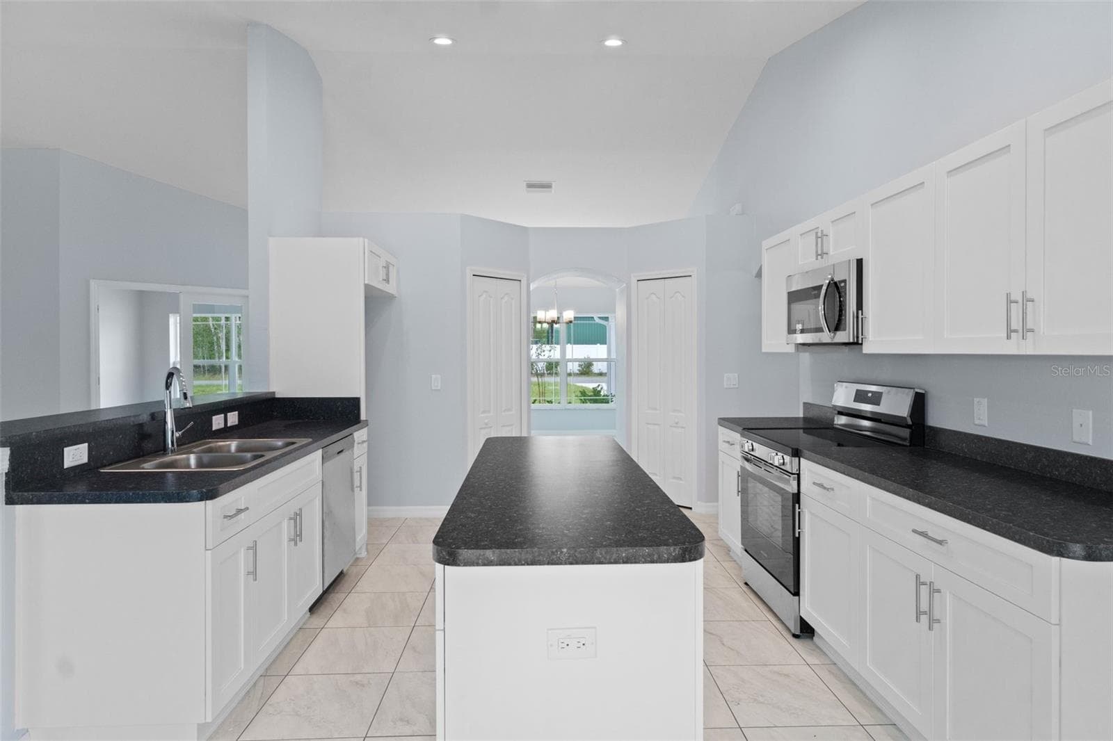 Single Family Residence at 13058 KITTIWAKE RD, WEEKI WACHEE, photo 15 of 40