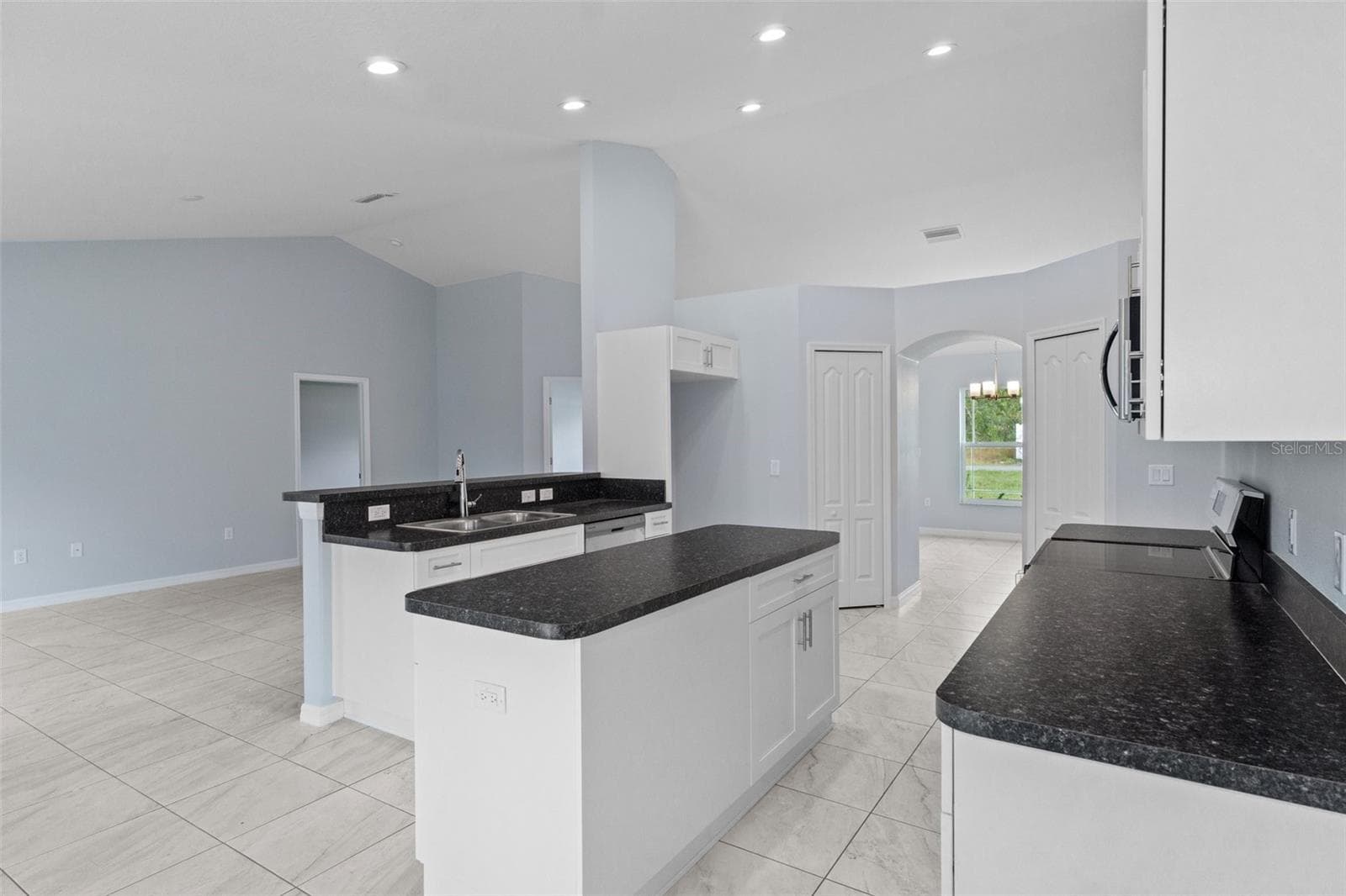 Single Family Residence at 13058 KITTIWAKE RD, WEEKI WACHEE, photo 16 of 40