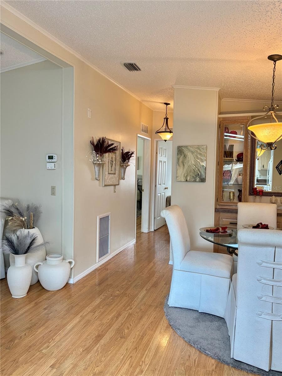 Manufactured Home at 5707 45TH ST E #64, BRADENTON, photo 14 of 40