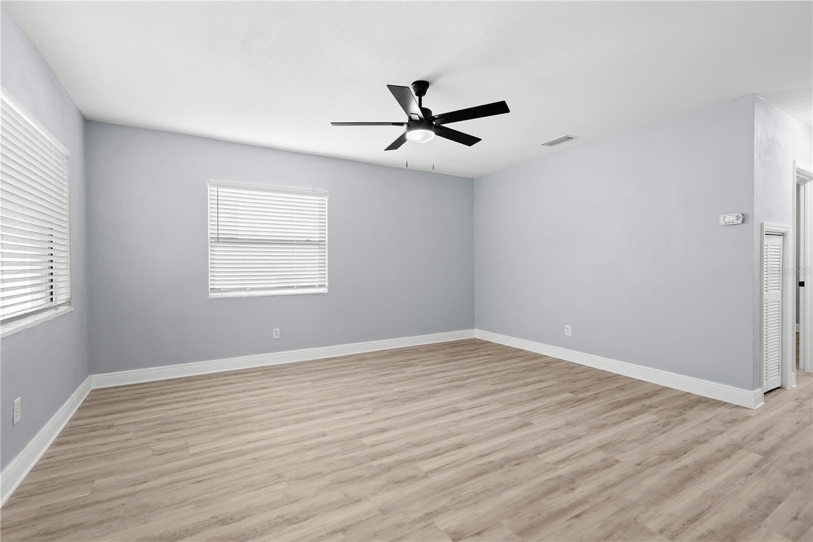 living room - 3921 W GRAY ST, TAMPA