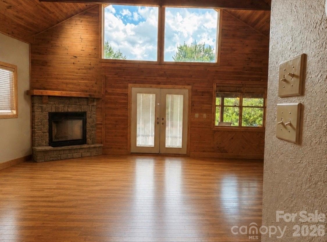 Single Family Residence at 27 Apple Lane, Murphy, photo 5 of 26