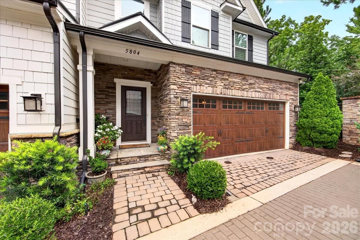 Townhouse at 5804 Barrowlands Court, Charlotte, photo 3 of 47