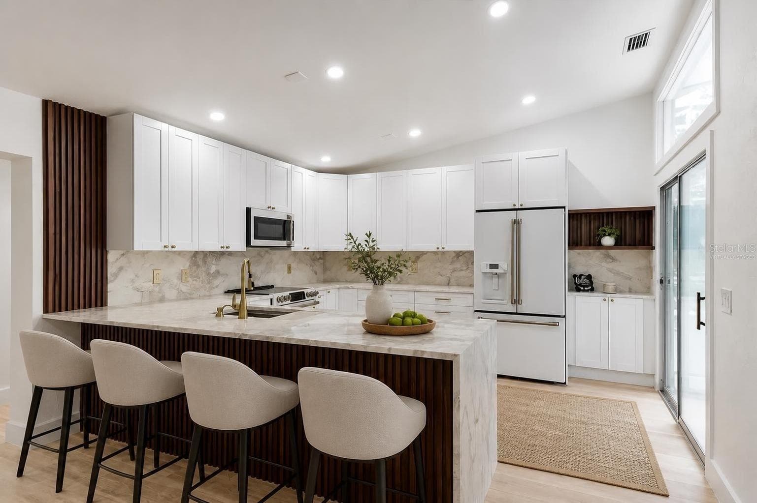 Virtually Staged - 855 NW 75TH TER, OCALA