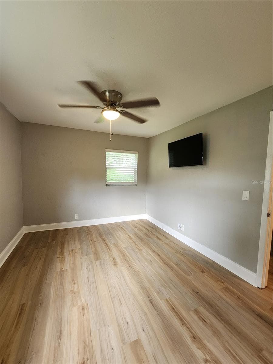 Single Family Residence at 4307 W MAIN ST, TAMPA, photo 2 of 18