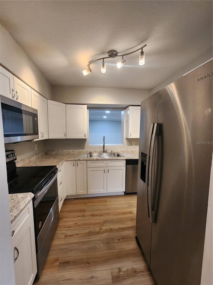 Single Family Residence at 4307 W MAIN ST, TAMPA, photo 7 of 18