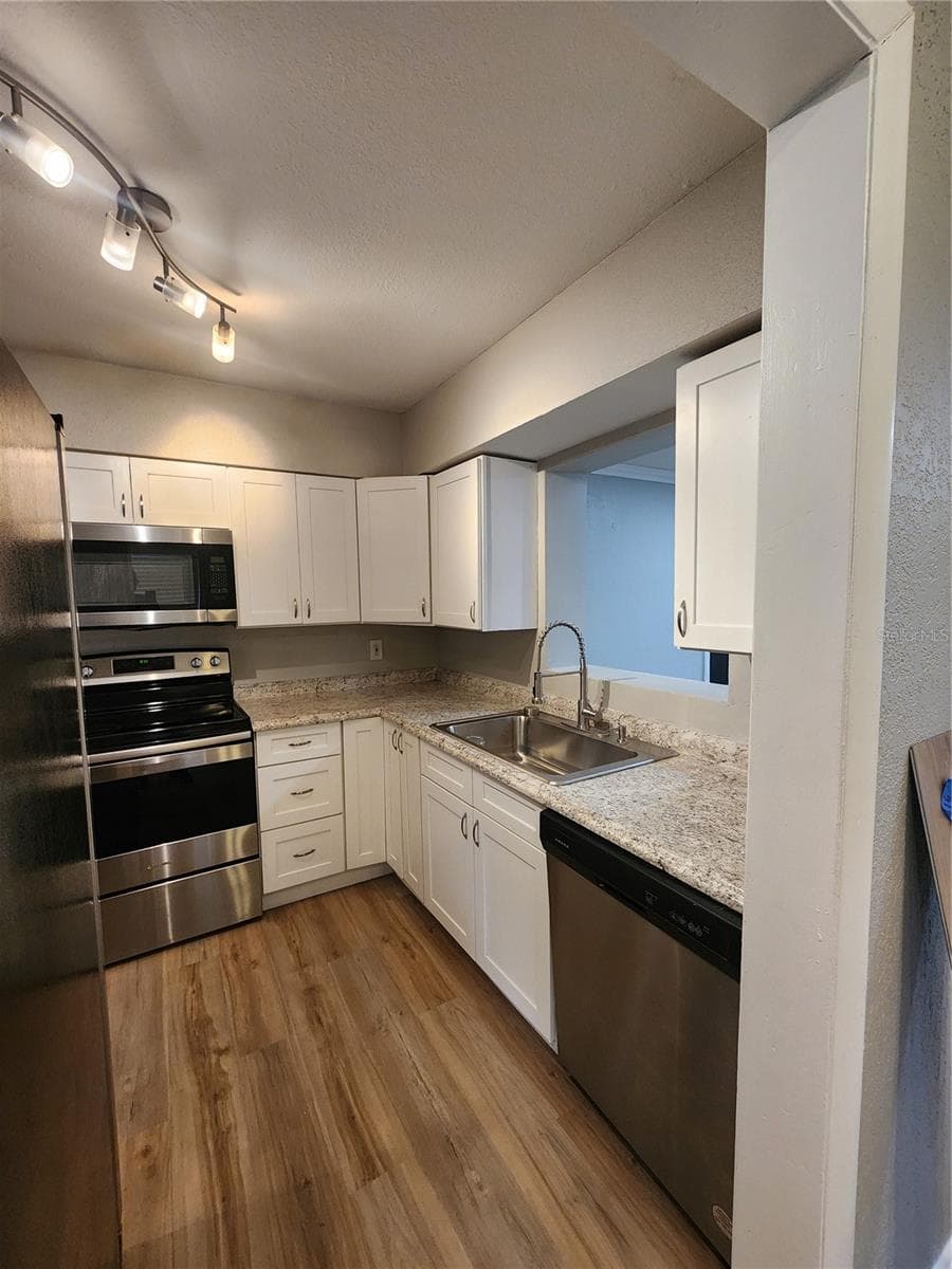 Single Family Residence at 4307 W MAIN ST, TAMPA, photo 13 of 18