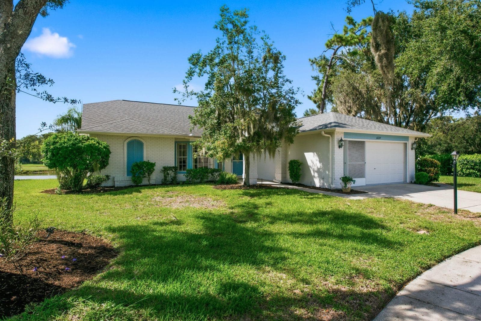 Double lot highlight! - 6639 SUN POINT CT, NEW PORT RICHEY