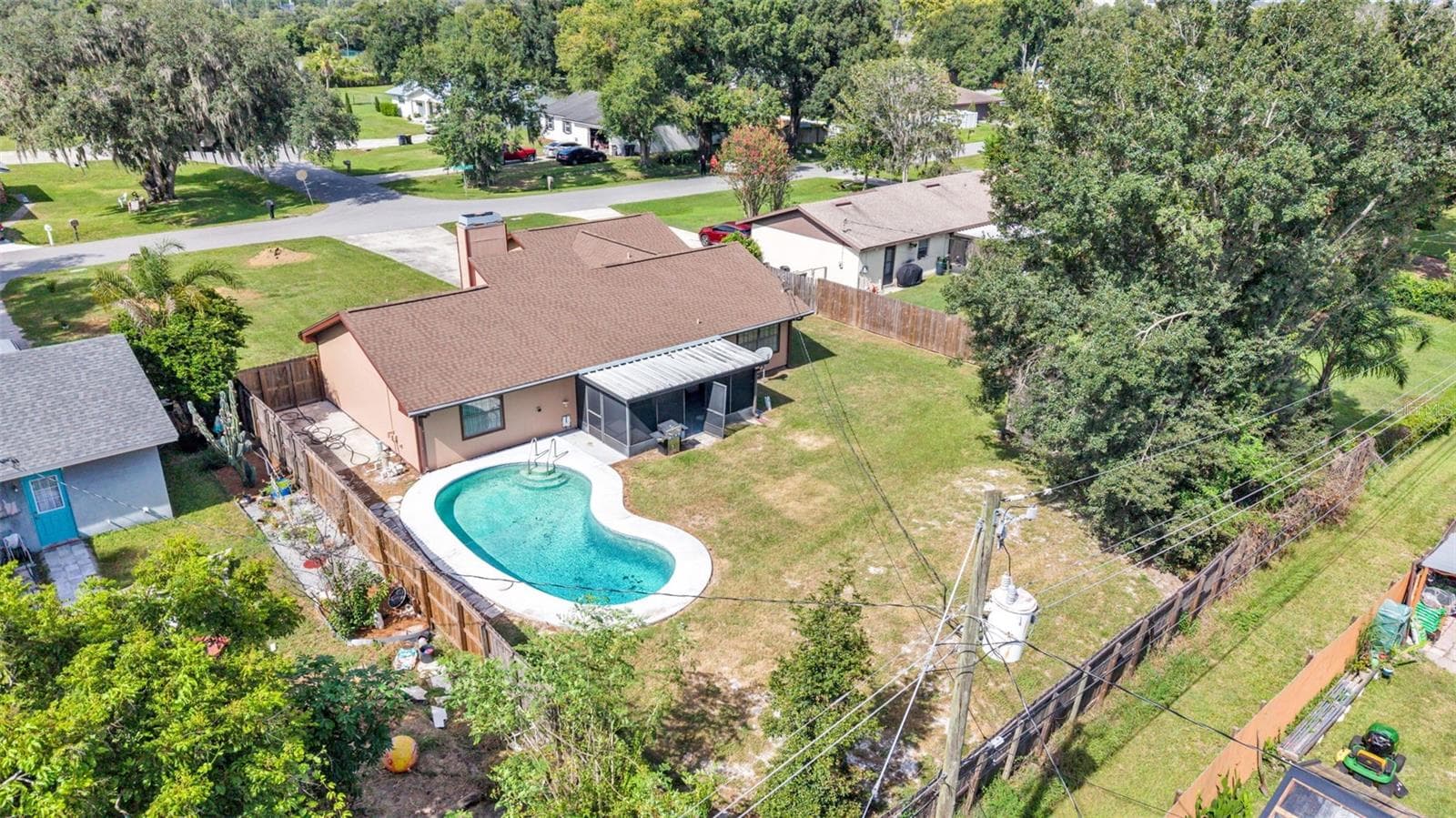 Single Family Residence at 2236 COUNTRY LOOP N, LAKELAND, photo 6 of 36
